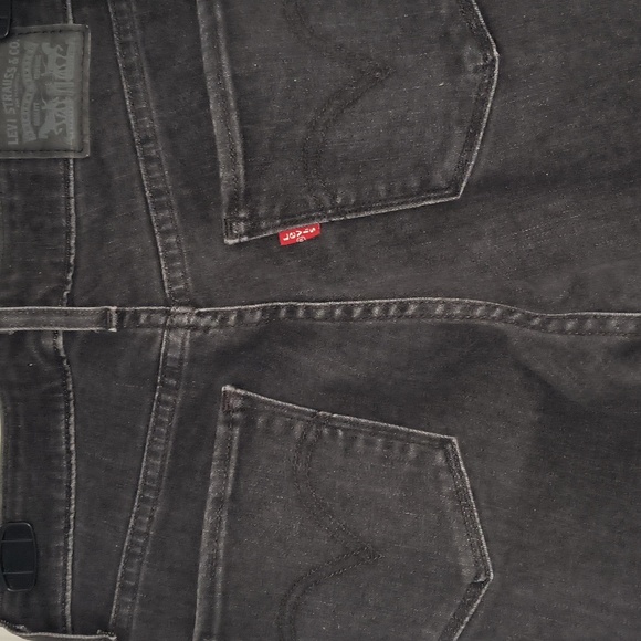 Levi's Classic Mid-rise Black Skinny Jeans Size 4S - Picture 9 of 9